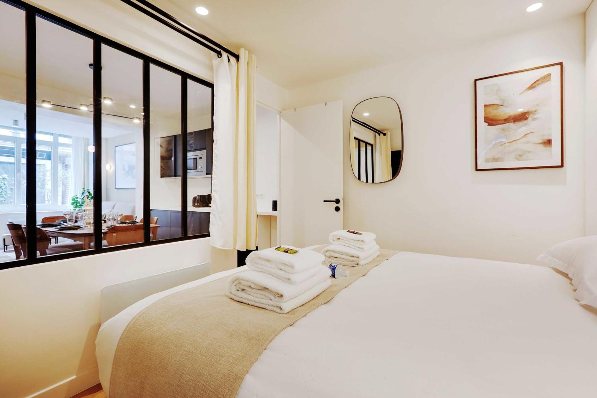 Residence Pelican - Louvre ปารีส ภายนอก รูปภาพ